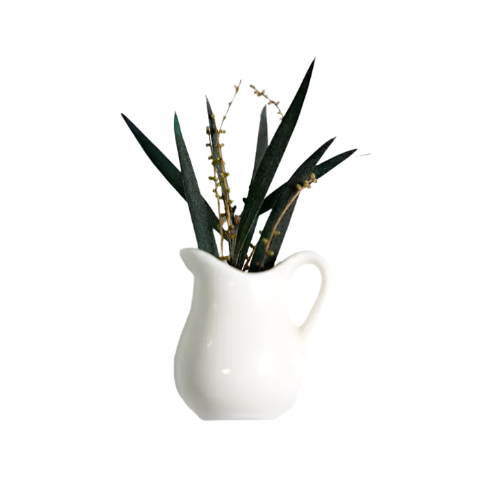 Mini Ceramic Vase Fridge Magnet: Functional Décor