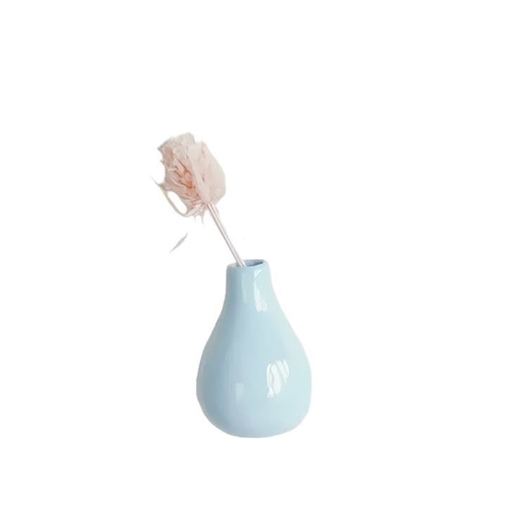 Mini Ceramic Vase Fridge Magnet: Functional Décor