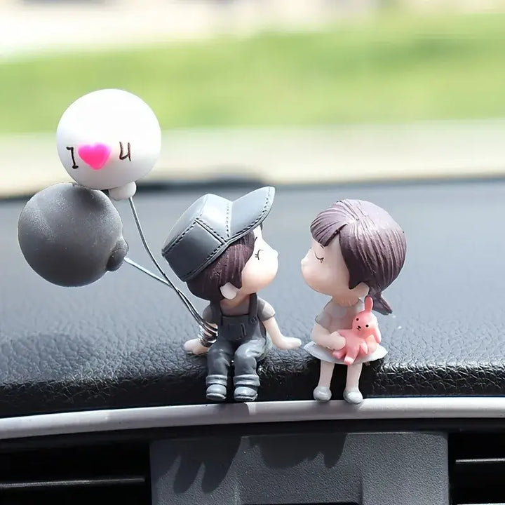 Cute Couple Dashboard Ornaments – Balloon Figurines for Car Décor 🎈💑🚗