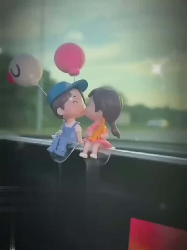Cute Couple Dashboard Ornaments – Balloon Figurines for Car Décor 🎈💑🚗